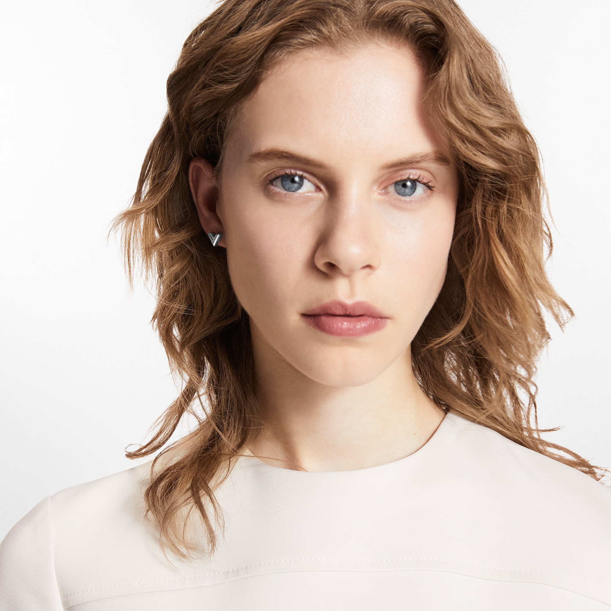 LV Backstage Hair Clip Leather . - Luxury Accessories - M01442